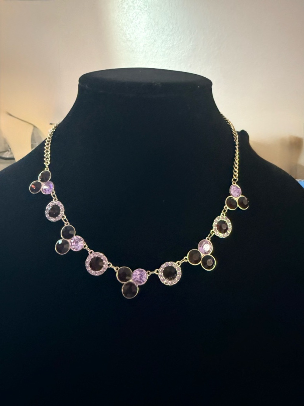 LAUNDRY BY SHELLI SEGAL Gold-Tone Purple Crystal Circle Statement Necklace